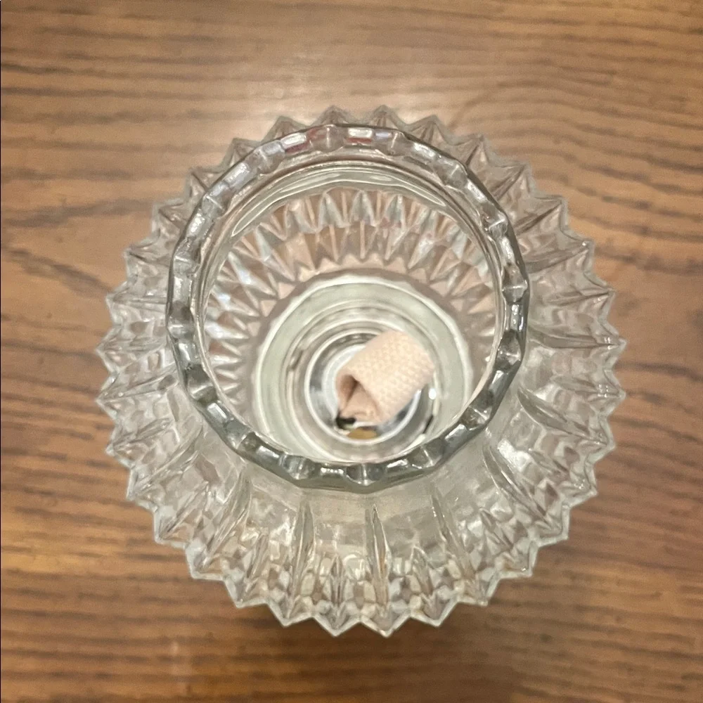 Vintage Crystal Diamond Point‎ Oil Lamp